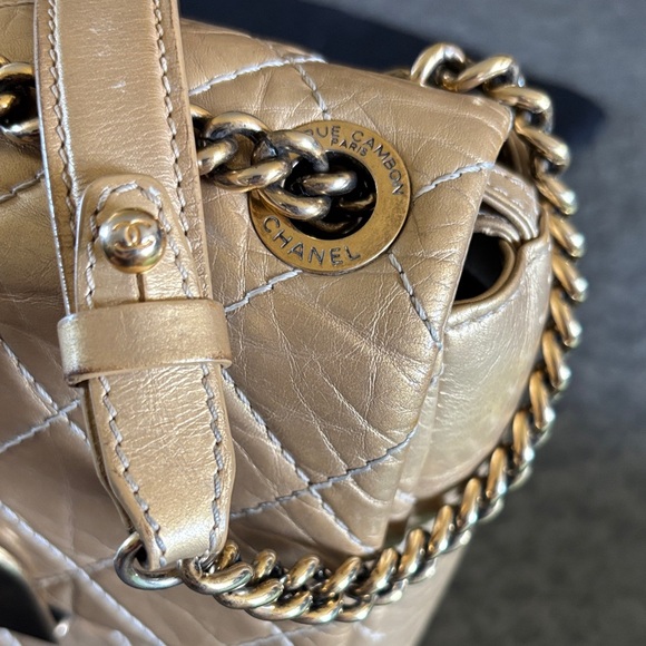 ⚜️⚜️Chanel Authentic Vintage Metallic Gold Quilted Chain Shoulder Bag ⚜️⚜️ - Picture 7 of 16